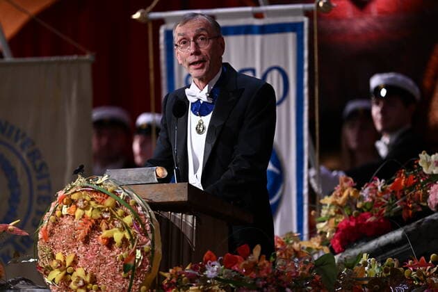 Nobel laureate in Physiology or Medicine Svante Pääbo speaks during the Nobel Prize Banquet at the Town Hall in Stockholm, Sweden Saturday 10 December 2022 STOCKHOLM SWEDEN SCI x10030x,  Copyright: xJonasxEkstromer TTx SWEDEN NOBEL PRIZE BANQUET 2022