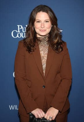 11 December 2022 beverly Hills, California - Katie Lowes. Public Counsel s Annual William O. Douglas Award Dinner Celebrating Viola Davis held at The Beverly Hilton in Beverly Hills. Beverly Hills USA - ZUMAa123 20221211_zaa_a123_020 Copyright: xFSx