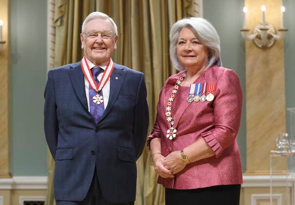 December 14, 2022, Ottawa, ON, Canada: Governor General Mary Simon invests Ross Fitzpatrick as a officer of the Order of Canada during a ceremony at Rideau Hall in Ottawa on Wednesday, December 14, 2022. Ottawa Canada  - ZUMAc35_ 20221214_zaf_c35_058 Copyright: xPatrickxDoylex