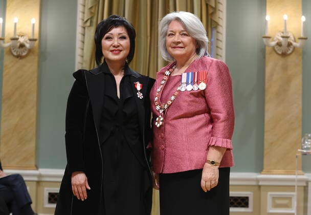 December 14, 2022, Ottawa, ON, Canada: Governor General Mary Simon invests Susan Keiko Langdon as a member of the Order of Canada during a ceremony at Rideau Hall in Ottawa on Wednesday, December 14, 2022. Ottawa Canada  - ZUMAc35_ 20221214_zaf_c35_075 Copyright: xPatrickxDoylex