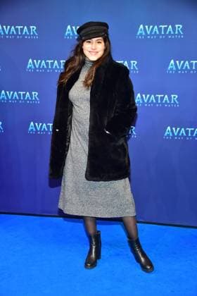 Premiere von Avatar: The Way of Water Almila Bagriacik auf dem blauen Teppich bei der Deutschland Premiere von Avatar: The Way of Water im Zoo Palast am 12.12.2022 in Berlin *** Premiere of Avatar The Way of Water Almila Bagriacik on the blue carpet at the German premiere of Avatar The Way of Water at the Zoo Palast on 12 12 2022 in Berlin, Germany Photopress Mueller