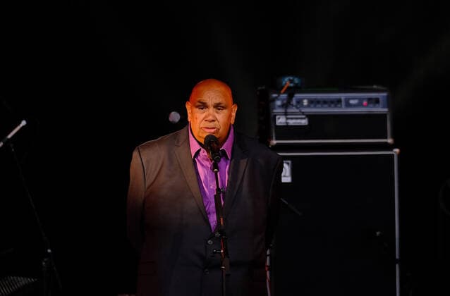 UNCLE ARCHIE ROACH STATE MEMORIAL, Uncle Kutcha Edwards is seen at the State Memorial Service to celebrate the life and music of Australian singer Uncle Archie Roach at the Sidney Myer Music Bowl in Melbourne, Thursday, December 15, 2022. The 66-year-old Gunditjmara-Bundjalung elder rose to prominence with the release of his debut single Took the Children Away in 1990 and was inducted into the ARIA Hall of Fame in 2020. ( NO ARCHIVING, EDITORIAL USE ONLY, NO USE IN BOOKS WITHOUT CONSENT MELBOURNE VICTORIA AUSTRALIA  Copyright: xLUISxASCUIx 20221215001742936102