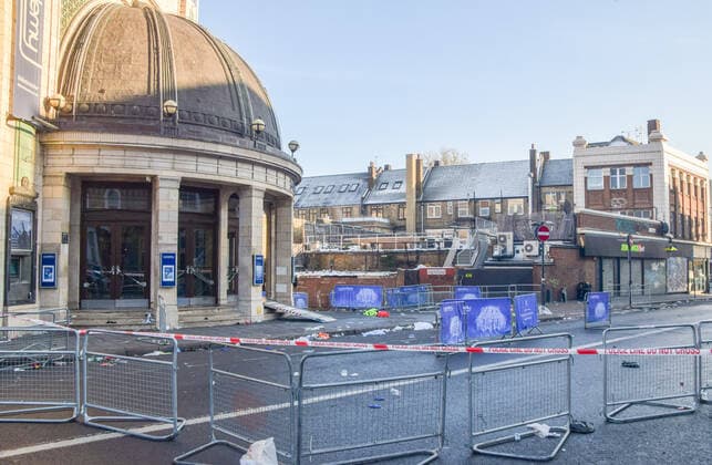 December 16, 2022, London, England, United Kingdom: A police cordon outside the O2 Academy Brixton. Four people are in hospital in critical condition after they were crushed during a concert by Afropop singer Asake at the iconic venue in south London. London United Kingdom - ZUMAv130 20221216_zip_v130_035 Copyright: xVukxValcicx