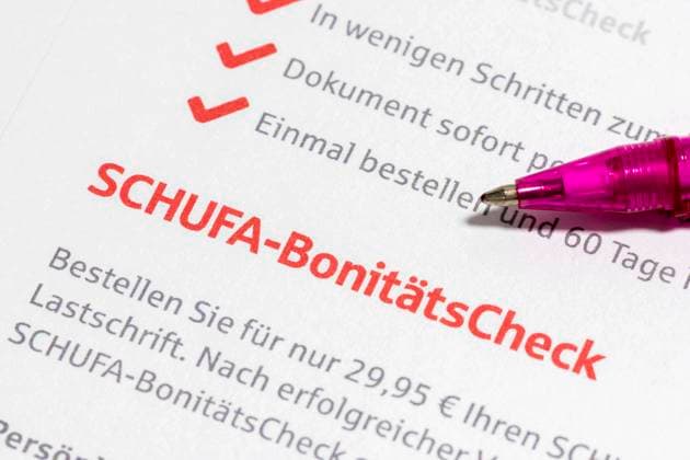  Schufa, BonitätsCheck, Wirtschaftsauskunftei, Kugelschreiber, Formular *** Schufa, credit check, credit reporting agency, Ballpoint pen, Form Copyright: imageBROKER/Lilly ibltke08882308.jpg