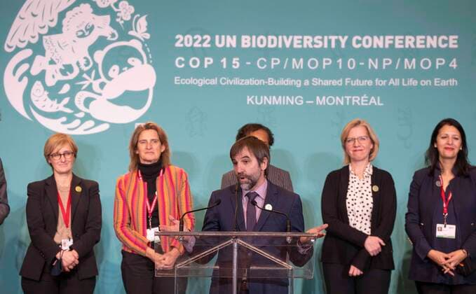News Themen der Woche KW50 December 16, 2022, Montreal, PQ, Canada: Canada Environment Minister Steven Guilbeault addresses a news conference accompanied by ministers of various countries at the COP15 UN conference on biodiversity in Montreal, on Friday, December 16, 2022. Montreal Canada  - ZUMAc35_ 20221216_zaf_c35_028 Copyright: xPaulxChiassonx