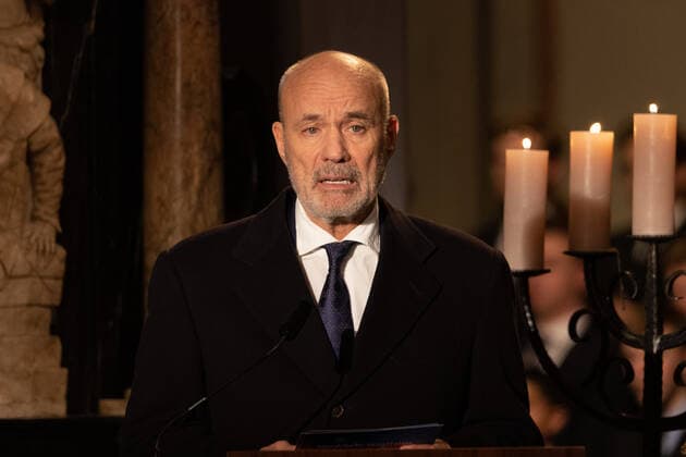 Reciter Actor Heiner LAUTERBACH Advent Concert of the State Government in Bonn Cathedral NRW Minister President Hendrik Wüst and WDR Director Tom Buhrow jointly invite to the Cathedral Basilica in the Federal City 17 12 2022 Bonn City Center NRW Germany