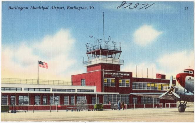 RECORD DATE NOT STATED Burlington Municipal Airport, Burlington, Vt. , Airports, Tichnor Brothers Collection, postcards of the United States Copyright: xpiemagsx digcompie09122022-26951 !ACHTUNG AUFNAHMEDATUM GESCHÄTZT!