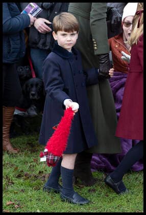 . 25 12 2022. Sandringham , United Kingdom. Prince Louis leaving the Christmas Day church service at Sandringham, United Kingdom.  xStephenxLockx xi-Imagesx IIM-24035-0086