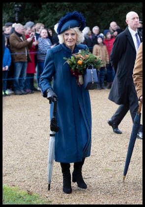 . 25 12 2022. Sandringham , United Kingdom. Camilla, Queen Consort leaving the Christmas Day church service at Sandringham, United Kingdom.  xStephenxLockx xi-Imagesx IIM-24035-0104