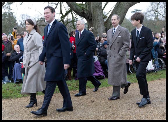 . 25 12 2022. Sandringham , United Kingdom. Princess Eugenie, Prince Andrew and Prince Edward arriving at the Christmas Day church service at Sandringham, United Kingdom.  xStephenxLockx xi-Imagesx IIM-24035-0119