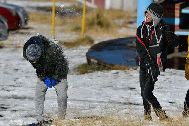 December 26 in Zinacantepec, Mexico :Hundreds of tourists visited the Nevado de Toluca Volcano Xinantecatl National Park due to the first snowfall of the year caused by the cold front number 19. on December 26 in Zinacantepec , Mo xico. Zinacantepec Mexico - ZUMAe321 20221226_zia_e321_088 Copyright: xArturoxHernandezx