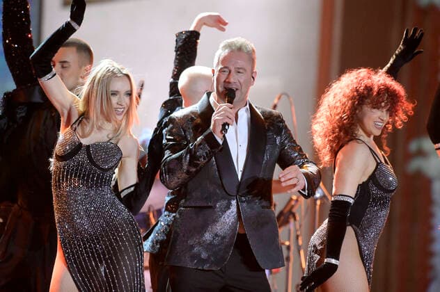 Entertainment Themen der Woche KW52 Sasha in der Silvestershow Celebrate at the Gate - Willkommen 2023 am Brandenburger Tor. Berlin, 31.12.2022 *** Sasha in the New Years Eve show Celebrate at the Gate Welcome 2023 at the Brandenburg Gate Berlin, 31 12 2022 Foto:xF.xKernx xFuturexImage