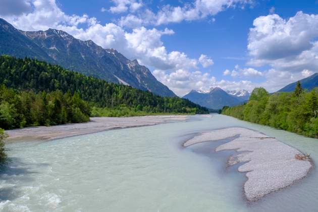 Creative Highlights World Austria, Tyrol, Scenic view of Lech river flowing through Lechtal valley in summer, LBF03685