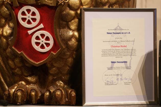 CERTIFICATE FOR CHRISTIAN HEIDEL AWARD OF THE RANZENGARDIST TO CHRISTIAN HEIDEL GRAND GENERAL MUSICAL ROLL CALL OF THE MAINZ RANZENGARDE KURFUERSTLICHES SCHLOSS MAINZ