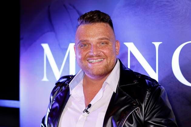 Entertainment Themen der Woche KW01 Entertainment Bilder des Tages Sänger Menowin Fröhlich bei der Singlepräsentation der neuen Single In Ewigkeit von Menowin Fröhlich im Mio Club. Köln, 05.01.2023 NRW Deutschland *** Singer Menowin Fröhlich at the single presentation of the new single In Ewigkeit by Menowin Fröhlich at Mio Club Cologne, 05 01 2023 NRW Germany Copyright: xChristophxHardtx