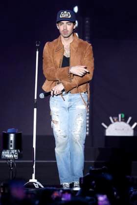 Joe Jonas of the Jonas Brothers at AT T Playoff Playlist Live before the 2023 College Football Playoff National Championship at Banc of California Stadium Los Angeles, 07 01 2023. Foto:xD.xBedrosianx xFuturexImage