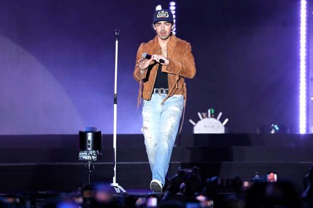Joe Jonas of the Jonas Brothers at AT T Playoff Playlist Live before the 2023 College Football Playoff National Championship at Banc of California Stadium Los Angeles, 07 01 2023. Foto:xD.xBedrosianx xFuturexImage