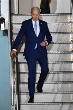US President Joe Biden Arrives Mexico City January 8, 2022, Mexico City, Mexico: US President Joe Biden arrives at the Santa Lucia Airport (Felipe Angeles) on the occasion of his participation in the 10th Summit of North America. on January 8, 2022 in Mexico City, Mexico. (Photo by Carlos Tischler Eyepx Group) Eyepix Group Copyright: x<author >x xEyepixxGroupx CT_08012023_5854