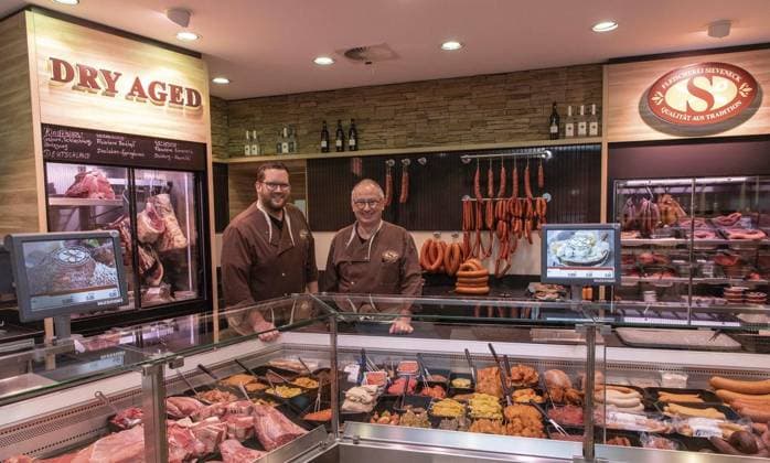 The Sieveneck butcher shop has been awarded by Feinschmecker and is one of Germanys best businesses p The Sieveneck butcher store, photographed on Monday, 09 January 2023, has been awarded by Feinschmecker and is one of Germanys best businesses Christoph Sieveneck, pictured with his father Ulrich, runs the family busin Copyright: ThomasxGödde doc7of0ux4hnxfpyehda5 ,EDITORIAL USE ONLY