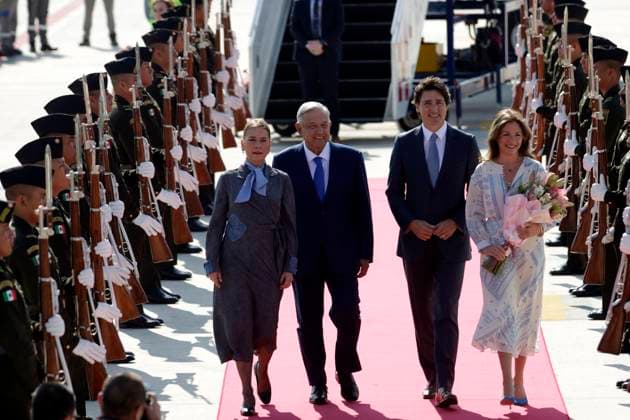 Prime Minister of Canada arrives in Mexico January 9, 2023, Estado de Mexico, Mexico: Mexican President Andres Manuel Lopez Obrador and his wife Beatriz Gutierrez at the welcoming ceremony for Canadian Prime Minister Justin Trudeau accompanied by his wife Sophie Gregoire Trudeau, at the International Airport Felipe Angeles in the municipality of Zumpango in the State of Mexico. on January 9, 2023 in the State of Mexico, Mexico. (Photo by Luis Barron Eyepix Group). Copyright: xLuisxBarronx xEyepixxGroupx LB20230109_AMLO_TRUDEAU_AIFA7