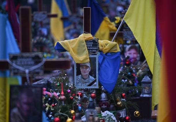 Bilder des Jahres 2023, News 01 Januar News Themen der Woche KW02 News Bilder des Tages Newest Heroes Commemorated In Lviv Graves of Ukrainians soldiers who sacrificed their lives in the fight for the freedom and independence of Ukraine during the Russo-Ukrainian War in 2022 are seen outside the Lychakivsky cemetery in Lviv. On Monday, January 09, 2023, in Lviv, Lviv Oblast, Ukraine. Lviv Ukraine  Copyright: xArturxWidakx originalFilename: widak-newesthe230109_npQls.jpg
