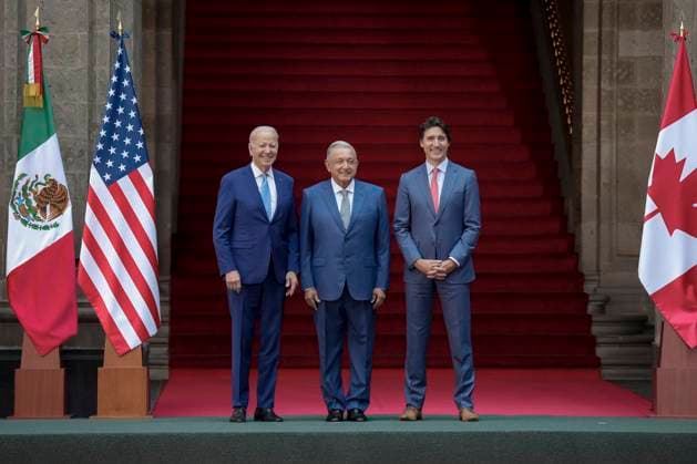 January 10, 2023, Mexico City, DF, Mexico: U.S President Joe Biden, left, stands with Mexican President Andres Manuel Lopez Obrador and Canadian Prime Minister Justin Trudeau, right, during the North American Leaders Summit at the Palacio Nacional, January 10, 2023 in Mexico City, Mexico. Mexico City Mexico - ZUMAp138 20230110_zaa_p138_012 Copyright: xAdamxSchultz WhitexHousex
