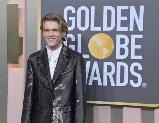 Davis Burleson arrives for the 80th annual Golden Globe Awards at the Beverly Hilton in Beverly Hills, California on Tuesday, January 10, 2023.  LAP20230110037 JIMxRUYMEN