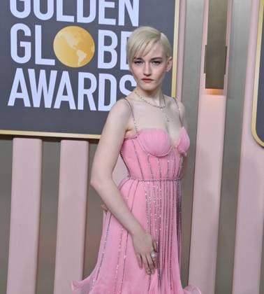 Julia Garner arrives for the 80th annual Golden Globe Awards at the Beverly Hilton in Beverly Hills, California on Tuesday, January 10, 2023.  LAP20230110253 JIMxRUYMEN