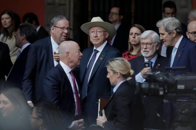 Message To The Media On The Occasion Of The X North American Leaders Summit Ken Salazar, US Ambassador to Mexico, is wearing a hat prior to the message of Andres Manuel Lopez Obrador, President of Mexico; Justin Trudeau, Prime Minister of Canada; and Joe Biden, President of the United States, at the National Palace in Mexico City, on January 10, 2023, on the occasion of their meeting at the 10th North American Leaders Summit. Mexico City Mexico  Copyright: xGerardoxVieyrax originalFilename: vieyra-notitle230110_npaYE.jpg