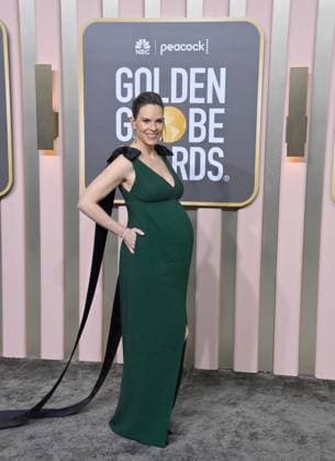 Hilary Swank arrives for the 80th annual Golden Globe Awards at the Beverly Hilton in Beverly Hills, California on Tuesday, January 10, 2023.  LAP20230110363 JIMxRUYMEN