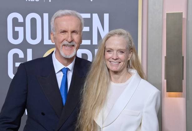 (L-R) James Cameron and Suzy Amis Cameron arrive for the 80th annual Golden Globe Awards at the Beverly Hilton in Beverly Hills, California on Tuesday, January 10, 2023.  LAP20230110393 JIMxRUYMEN