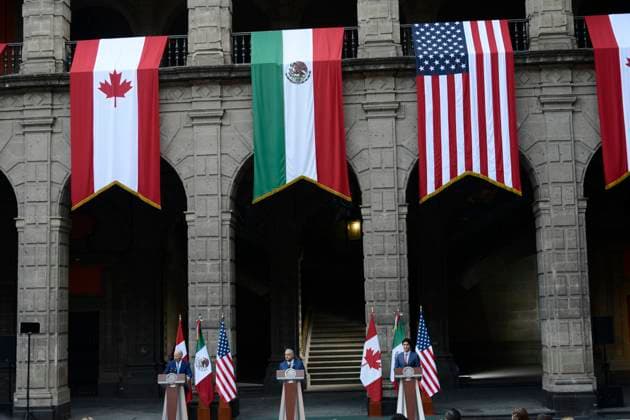North American Leaders Summit News Conference January 10, 2023, Mexico City, Mexico: United States President, Joe Biden, Mexico™s President Andres Manuel Lopez Obrador and Canadian Prime Minister Justin Trudeau speak during a briefing conference after meeting at 10th North American Leaders Summit in Mexico at National Palace on January 10, 2023 in Mexico City, Mexico. (Photo by Carlos Tischler Eyepix Group) Copyright: xCarlosxTischler xEyepixxGroupx CT_10012023_85853
