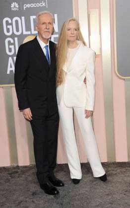 James Cameron, Suzy Amis Cameron at arrivals for 80th Annual Golden Globe Awards - Arrivals, Beverly Hilton Hotel, Beverly Hills, CA January 10, 2023. Photo By: Elizabeth Goodenough Everett Collection at arrivals for 80th Annual Golden Globe Awards - Arrivals, Beverly Hilton Hotel, Beverly Hills, CA January 10, 2023. Photo By: Elizabeth Goodenough Everett Collection PUBLICATIONXNOTxINxCANxCHNxFRAxITAxJPNxNORxPOLxRUSxESPxUKxUSA