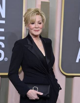 Jean Smart arrives for the 80th annual Golden Globe Awards at the Beverly Hilton in Beverly Hills, California on Tuesday, January 10, 2023.  LAP20230110591 JIMxRUYMEN
