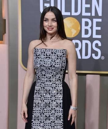 Ana de Armas arrives for the 80th annual Golden Globe Awards at the Beverly Hilton in Beverly Hills, California on Tuesday, January 10, 2023.  LAP20230110620 JIMxRUYMEN