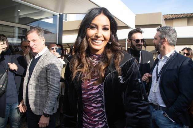 Entertainment Bilder des Tages Florence, Pitti Uomo 103 In the photo Elisabetta Gregoracci at the Juily Culture Stand 11 01 2023 Florence Italy  Copyright: xGiannixPasquinix xipa-agency.netx xGiannixPasquini Ipax IPA_IPA35427818