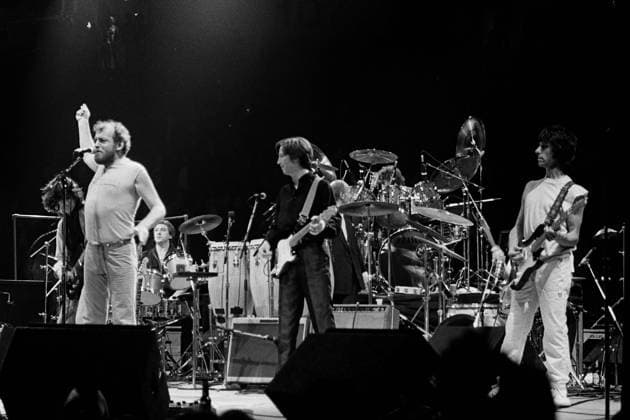 Jimmy Page, Eric Clapton, Stevie Linwood, Andy Fair-weather Low, Bill Wyman, Charlie Watts and Jeff Beck in Concert during the ARMS tour in Los Angeles, California on December 5, 1983. Copyright: xKevinxEstradax