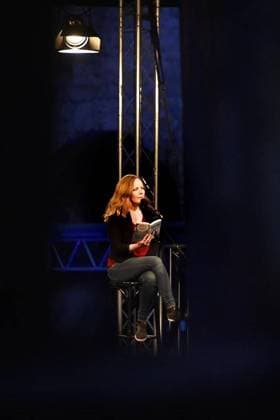 <p>Sarah Bosetti, Kabarettistin, tritt auf am 01.08.2020 bei der Kabarett-Aufführung unter Coronabedingungen -Kleine Affäre- mit Gerburg Jahnke und Sarah Bosetti im LWL Industriemuseum Henrichshütte an der Werkstraße in Hattingen. Deutschland NRW Hattingen Sprockhövel Copyright: JürgenxTheobald