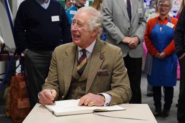 Entertainment Themen der Woche KW02 Entertainment Bilder des Tages . 12 01 2023. Aboyne, United Kingdom. King Charles III during a visit to Aboyne in Scotland, United Kingdom.  xPoolx xi-Imagesx IIM-24070-0021