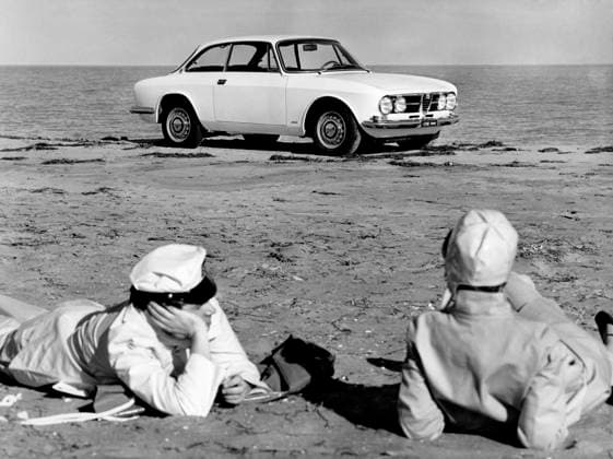RECORD DATE NOT STATED Alfa Romeo gt 1750 coupe. 1968 01 02 1968 972_38_W302918