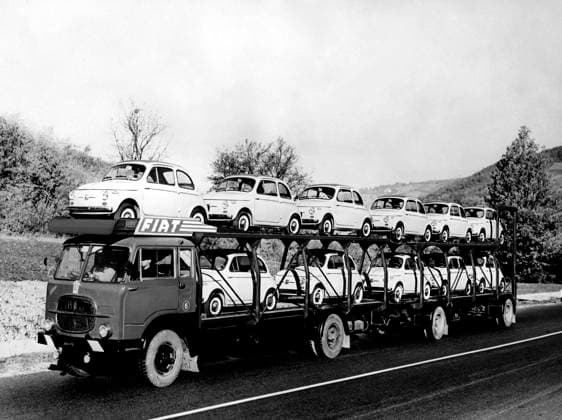 RECORD DATE NOT STATED Truck fiat 642N 65R with fiat 500. 1959 01 02 1959 972_45_W278367