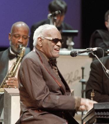 RAY CHARLES MOSCOW CONCERT 33446 01.11.2000 Ray Charles concert at the State Kremlin Palace of Congresses. Yuryi Abramochkin Sputnik Moscow Russia  Copyright: xYuryixAbramochkinx