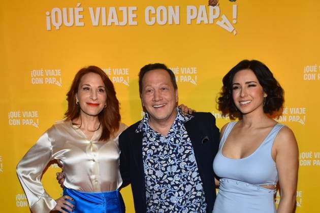 Daddy Daughter Trip Mexico City Film Premiere January 14, 2023, Mexico City, Mexico: (L-R) Actress Monica Huarte, American actor Rob Schneider and his wife Patricia Azarcoya Schneider attend at Daddy Daughter Trip film premiere at Cinepolis Mitikah. on January 14, 2023 in Mexico City, Mexico. (Photo by Carlos Tischler Eyepix Group) Copyright: xCarlosxTischler xEyepixxGroupx CT_14012023_86237