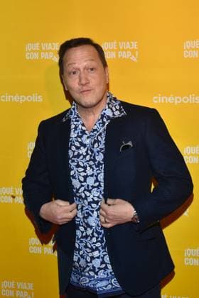 Daddy Daughter Trip Mexico City Film Premiere January 14, 2023, Mexico City, Mexico: American actor Rob Schneider attends at Daddy Daughter Trip film premiere at Cinepolis Mitikah. on January 14, 2023 in Mexico City, Mexico. (Photo by Carlos Tischler Eyepix Group) Copyright: xCarlosxTischler xEyepixxGroupx CT_14012023_86255