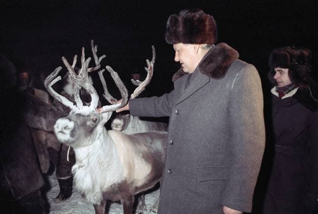 YELTSIN PRESIDENT REINDEER BREEDING FARM 52354 17.01.1991 Chairman of the RSFSR Supreme Soviet Boris Yeltsin in the Anabarsky reindeer-breeding farm. Boris Babanov Sputnik Republic of Sakha (Yakutia) Russia  Copyright: xBorisxBabanovx
