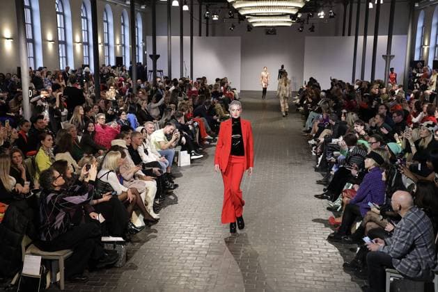 Lou Anne Gleissenebner Teskey on the catwalk at the Marcel Ostertag Show on 17 01 2023 during the Fashion Week in Berlin Fashionweek Berlin 2023 Marcel Ostertag Show