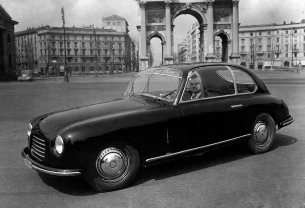 RECORD DATE NOT STATED Milan. Arco Della Pace. Fiat 1100 B. 1950 01 02 1950 972_16_W268570