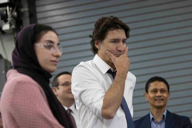 January 17, 2023, Windsor, Ontario, Canada: Prime Minister Justin Trudeau tours the University of WindsoröÄÃ s Charge LAB in Windsor, Ont. on Tuesday, January 17, 2023. Windsor Canada  - ZUMAc35_ 20230117_zaf_c35_052 Copyright: xNicolexOsbornex