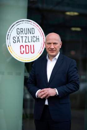 Kai Wegner, CDU Berlin DEU, Deutschland, Germany, Berlin, 18.01.2023 Portrait Kai Wegner, Spitzenkandidat der CDU und Landesvorsitzender der Berliner CDU, bei der Praesentation von Wahlplakaten zur Wahl zum Abgeordnetenhaus Berliner Landtagswahl am 12. Februar im Konrad-Adenauer-Haus in Berlin, Deutschland. en: Portrait Kai Wegner, top candidate of the CDU and state chairman of the Berlin CDU, during the presentation of election posters for the election to the Berlin state election house on February 12 at the Konrad-Adenauer-Haus in Berlin, Germany. *** Kai Wegner, CDU Berlin DEU, Germany, Germany, Berlin, 18 01 2023 Portrait Kai Wegner, top candidate of the CDU and state chairman of the Berlin CDU, during the presentation of election pos