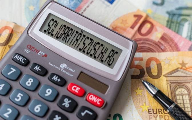 18.01.2023, Solidaritätszuschlag Symbolbild, Der Soli ist derzeit im Gespräch und soll endgültig abgeschafft werden. 18.01.2023, Solidaritätszuschlag 18.01.2023, Solidaritätszuschlag *** 18 01 2023, solidarity surcharge symbol image, The solidarity surcharge is currently under discussion to be finally abolished 18 01 2023, solidarity surcharge 18 01 2023, solidarity surcharge